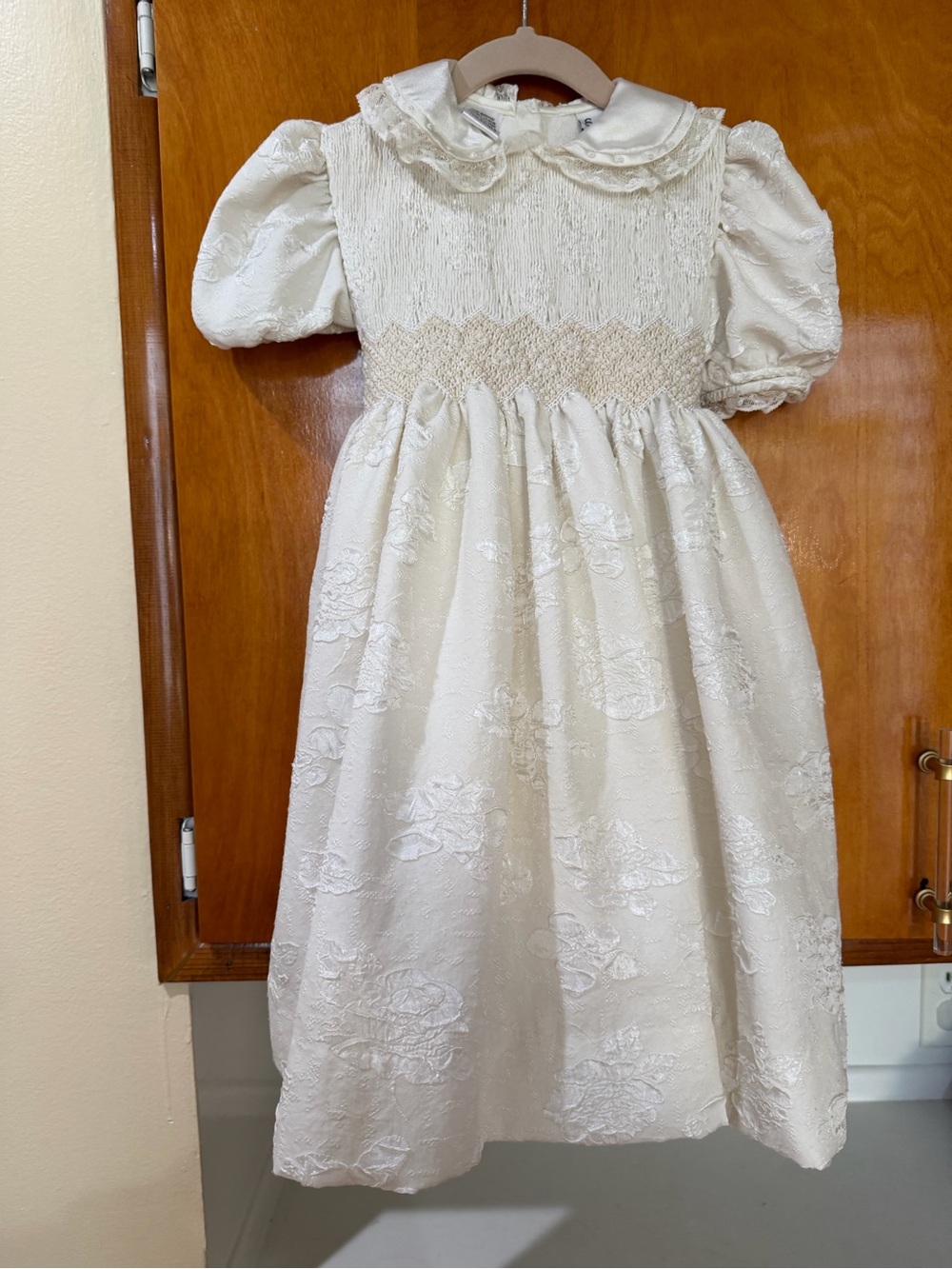 Vintage Sarah Louise England *HAND Smocked* Ivory Heirloom Dress Sz 4